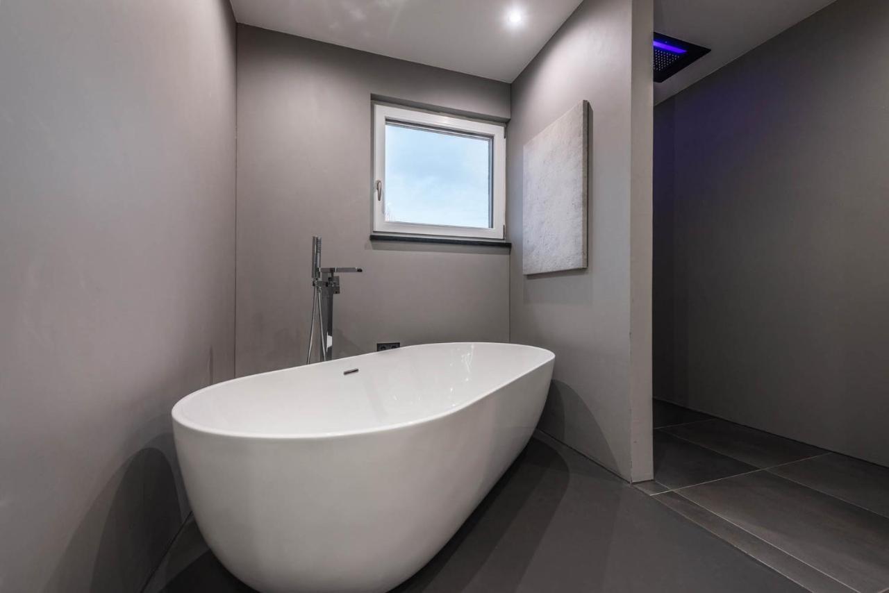 ולדקירכן Moderne Villa Mit Whirlpool Und Heimkino מראה חיצוני תמונה